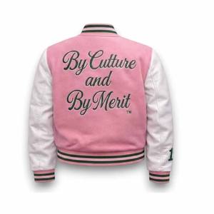 Delta |   Sororité |   Veste de baseball préppy à col rabattu et coupe courte, avec patch brodé style universitaire Greek Life, à porter devant ou à l'arrière - Product Image 6