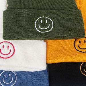 Unisex Beanie <b>Hat</b> 56-58CM Solid Color Embroidery Smile Face Casual Winter Cap Acrylic Knit <b>Warm</b> <b>Hat</b> for Adults - Product Image 3