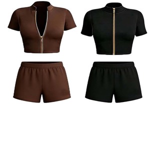 Vêtements d'été pour femmes de haute qualité, très vendus, ensembles de streetwear personnalisés, ensembles de sport, chemise à manches courtes zippée et short, ensemble 2 pièces - Product Image 2