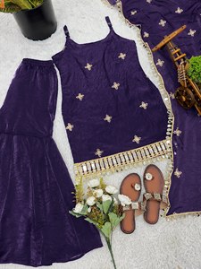 Conjunto de 3 piezas de salwar kameez morado de seda elástica con trabajo de espejo, estilo Kurti pakistaní, ropa tradicional india para mujer al por mayor - Product Image 6