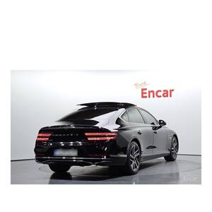 Genesis G80 2.5 Turbo AWD Essence 2024, 86 228 km, Boîte de vitesses automatique, Sièges en cuir, Volant à gauche, Caméra arrière - Product Image 2