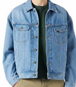 Chaqueta de invierno para hombre con un estilo deportivo inspirada en el diseño atemporal de una chaqueta vaquera - Product Image 1