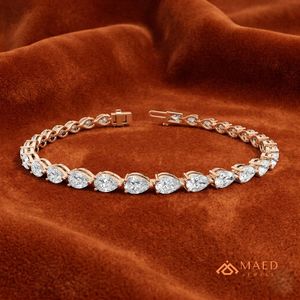 สร้อยข้อมือเทนนิสประดับมอยส์ซาไนต์ทรงลูกแพร์ชุบทองคำสีโรสโกลด์สำหรับผู้หญิง ดีไซน์เครื่องประดับแฟชั่นสุดหรูสไตล์เบเวอร์ลี่ฮิลส์ - Product Image 3