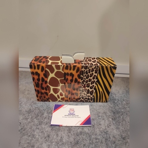 Bolso de Mano Metálico con Diseño de Múltiples Animales, Hecho a Mano, con Esmalte Artístico, Cartera para Damas, Colección de Moda de Lujo - Product Image 1