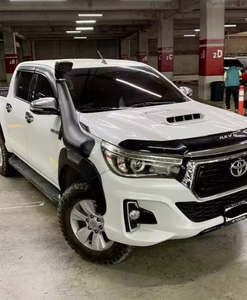 Nuevo Hilux Diésel 4.0L V6 GR-SPORT 2024, Volante a la Izquierda, Asientos de Cuero, Emisión Euro VI - Product Image 2