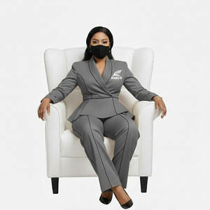 Trajes Elegantes Estilo Vintage Personalizados OEM 2026 para Mujeres de Tallas Grandes, para Eventos Formales, Negocios e Iglesia, con Posición para Logotipo Frontal - Product Image 4