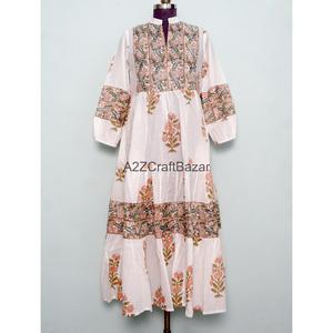 Robe longue en coton faite main, respirante, décontractée, vintage, pour l'été, à porter au quotidien, coupe ample, imprimé floral, col en V, manches longues, taille naturelle - Product Image 1