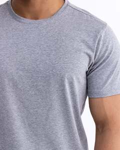 Camiseta de Algodón Bordada, Moderna y Formal, con Corte Holgado y Anti-Pilling para el Verano - Product Image 4
