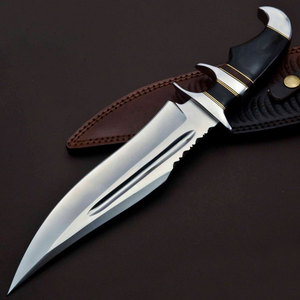 Couteau de camping Bowie en acier inoxydable, couteau utilitaire pour la randonnée et la chasse en plein air, avec poignée et étui confortables - Product Image 1