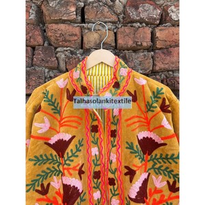 Veste en velours brodée à la main, motif floral, col châle, manteau de printemps pour femme, style Prairie Chic, manches longues - Product Image 5