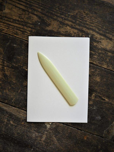 ที่พับกระดาษคุณภาพดีที่สุด ทำจากกระดูกควาย พร้อมเทคนิคการแกะสลัก ปลายแหลมข้างเดียว สำหรับตัดกระดาษ ราคา - Product Image 6