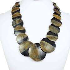 Collar con Colgante de Cuerno de Búfalo Natural, Ecológico, Tallado con Láser, con Diseño de Amor, para Mujeres y Niñas - Product Image 2