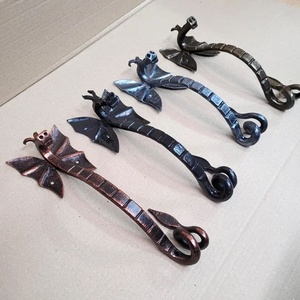 Poignée de porte en fer forgé artisanal style traditionnel, installation facile, résistante à la rouille, revêtement poudré, grain de bois, pour clôture - Product Image 4