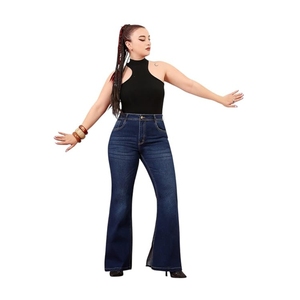 Jean en denim extensible coupe bootcut taille mi-haute longueur régulière pour femme - Product Image 1