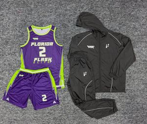 Ensemble d'uniformes de basketball vert sublimé, respirant et anti-humidité, personnalisable avec noms/scores d'équipe, unisexe adulte, manches courtes - Product Image 1