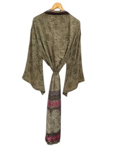 Robe en soie longue jusqu'aux chevilles, robe multicolores, robe de nuit, robe indienne vintage en soie recyclée, kimono en sari - Product Image 4