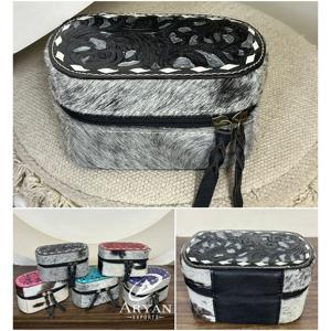 Latest 2026 Luxury Handmade Genuine Cowhide Leather Jewelry Box Western <b>Tooled</b> Pattern Travel Storage Box Perfect for Women's - Product Image 1
