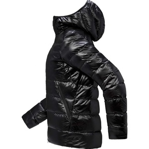 Veste d'hiver matelassée en duvet noir à capuche pour femme, coupe-vent, fermeture éclair, polyester mat, durable, en duvet. - Product Image 3