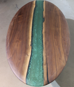 Mesa de Arte en Resina de Nogal Negro Popular, Mesa Ovalada de Madera Maciza con Resina Epoxi para Sala de Estar y Comedor - Product Image 4