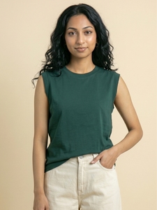 Débardeur Vert Quotidien pour Femme – Col Rond Sans Manches, Coupe Ample Décontractée, T-shirt Basique Doux et Confortable, Tenue Tendance et Relaxante - Product Image 2