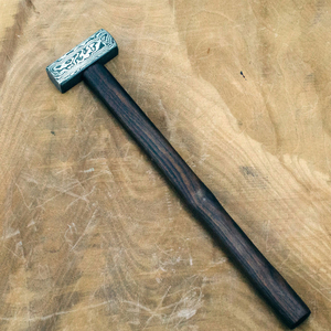Marteau en acier de Damas, artisanat fait main, tête en métal à motifs, pièce de collection, acier forgé de qualité supérieure, marteau décoratif - Product Image 1