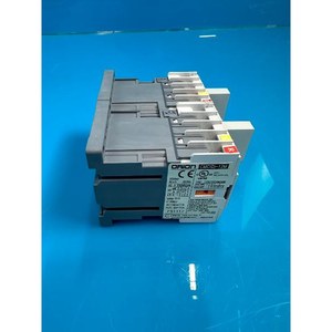 CERUS CMC(D)-12M + CAS-12M/4 DC12-24V Utilisé comme pièce détachée d'équipement semi-conducteur d'occasion - Product Image 3