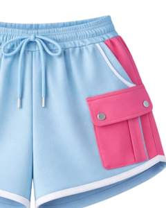Ensemble crop top à capuche et short color block rose et bleu pour femme, avec poches, tenue décontractée deux pièces en molleton de coton, vente en gros fabricant - Product Image 5