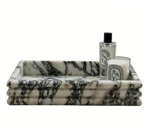 Plateau de service ovale en métal blanc de luxe, organisateur de rangement pour bureau et usage domestique, conteneur alimentaire premium à un seul niveau - Product Image 1