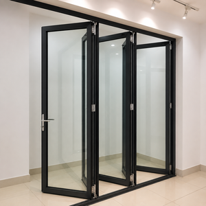 Puerta Plegable Vertical de Aluminio Comercial Estándar Alemán Moderno Holcom para Uso en Villas, Apertura Izquierda/Derecha - Product Image 1