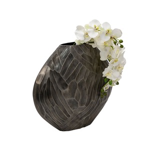 Vase rond moderne en fer pour table - Décoration de centre de table pour la maison et les restaurants - Product Image 3