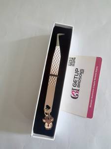 GETUP BROSONS 90 Degree Boot Eyelash Tweezers Stainless Steel Smooth Tip Precision 10mm Perfect Grip Deer Charm <b>Box</b> Packaging - Product Image 1