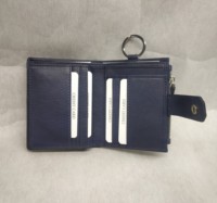 Dompet Kulit Multifungsi dengan Kantong Resleting, Tempat Kartu, Gantungan Kunci, dan Pengaman RFID untuk Pria, Dilengkapi Kancing Hasp, Pasokan Langsung dari Pabrik Grosir
