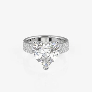 Anillo de Compromiso con Diamante Cultivado en Laboratorio de Corte Corazón de 1.20CT, Oro Amarillo de 14K, Anillo de Boda con Tres Filas de Pavé - Product Image 5