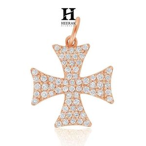 Fabricant de bijoux fins sur mesure - Pendentif croix en or blanc 14 carats avec diamants pour la vente en gros - Product Image 5