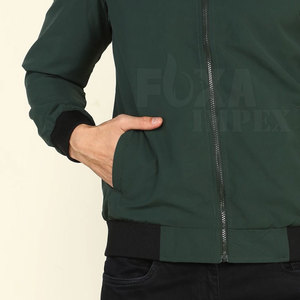 Blouson aviateur élégant pour hommes, tissu confortable et de haute qualité pour l'hiver, meilleur prix avec caractéristiques réglables - Product Image 4