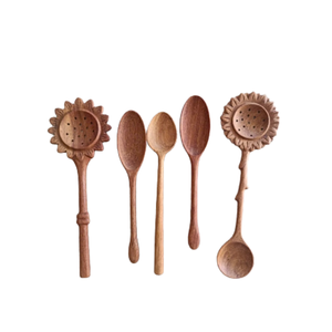 Cuchara de madera natural hecha a mano en Vietnam para cocinar, revolver, servir, hornear y uso decorativo en la cocina, venta al por mayor. - Product Image 1