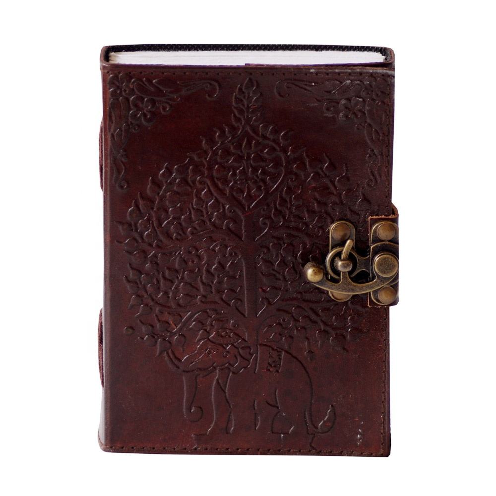 สีน้ำตาล