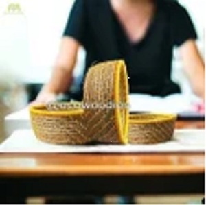 Panier à fruits en bambou tressé à la main avec bordure jaune, en fibre naturelle durable, conteneur de rangement manuel, lavage à la main uniquement, pour table de cuisine - Product Image 5