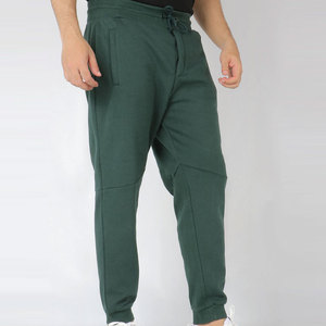 Pantalons de jogging pour hommes durables avec une coupe flexible, idéaux pour l'entraînement, la course à pied, la salle de sport et les activités quotidiennes. - Product Image 1