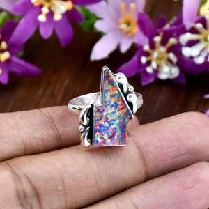 Bague élégante en opale rose en forme de foudre, en argent sterling 925, bijou statement, pierre de naissance d'octobre, cadeau pour elle - Product Image 3