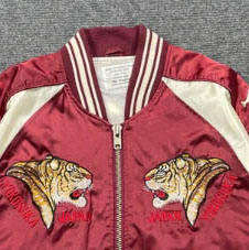 Chaqueta de Béisbol de Satén para Hombre de Alta Calidad, Chaqueta Varsity Estilo Urbano para Hombres a la Moda - Product Image 3