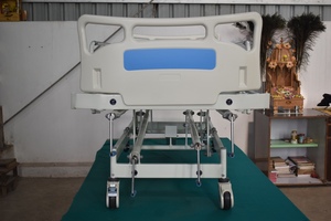 เตียงผู้ป่วยแบบปรับได้ CATTER PILLAR (ICCU) 6 ระดับ พร้อมที่วางสายยา ราวข้างพับได้ แผงหัว/ปลายเตียงพลาสติก สำหรับใช้ในคลินิก - Product Image 4