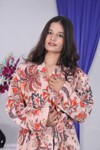 Bata Larga Estampada Floral para Mujer, Manga Larga, Cuello en V, Algodón Suave y Fibra de Bambú, Ropa de Dormir Informal con Cierre de Cordón - Product Image 5