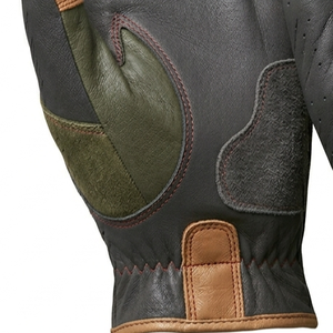 Gant de golf flexible avec coutures durables, zones de ventilation respirantes et fermeture de poignet réglable et sécurisée pour une utilisation toute saison. - Product Image 4