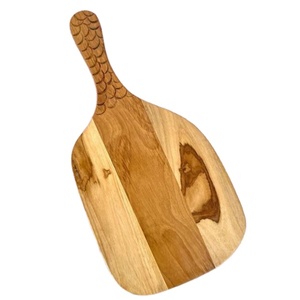 Planches à découper carrées en bois naturel AWE, lavables au lave-vaisselle, pour hôtels, complexes hôteliers et écoles culinaires, prix de gros - Product Image 1