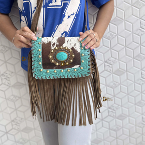 Bolso de Hombro de Cuero Vacuno con Flecos, Color Turquesa, Estilo Bohemio Gitano, Hecho a Mano, Multiusos - Product Image 1