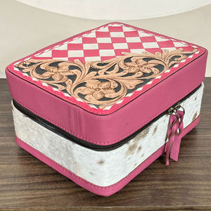 Custom Logo Handmade Floral <b>Tooled</b> Leather Jewelry Packaging <b>Box</b> Cute <b>Pink</b> & White Checkered Leather Travel Storage Vanity Case - Product Image 4