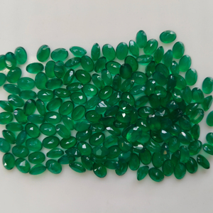 พลอยออนิกซ์สีเขียวธรรมชาติ รูปไข่ขนาด 7x5 มม. คุณภาพดีที่สุด พลอยหลวมที่ได้รับการรับรองสำหรับทำเครื่องประดับ จากร้านเรดเมาน์เทน เจมส์ - Product Image 2