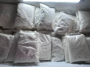 น้ำกะทิแช่แข็งสำหรับผลิตเครื่องดื่มและขนมหวาน เนื้อสัมผัสเนียนละเอียด คุณภาพคงที่ สำหรับการจัดหาแบบขายส่ง - Product Image 3