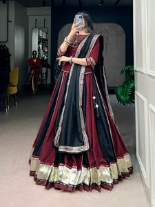 Conjunto de Lehenga Choli y Dupatta de tela Chinon con encaje de diseñador y trabajo de espejo, especial para Navratri, completamente cosido y listo para usar. - Product Image 3